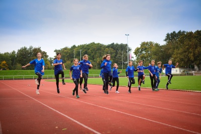 Schülerinnen und Schüler, 10-11 Jahre (Gr. III) Schülerinnen und Schüler, 10-11 Jahre (Gr. III)